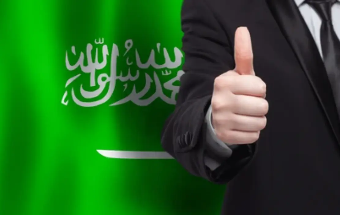 كيف تختار أفضل محامي في مكة وجدة؟ معايير الترخيص والخبرة